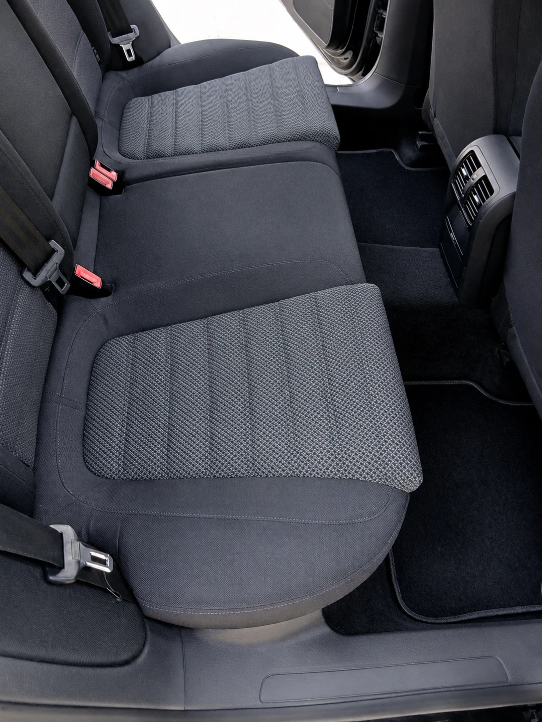 VW Passat, снимка 12 - Автомобили и джипове - 55954165