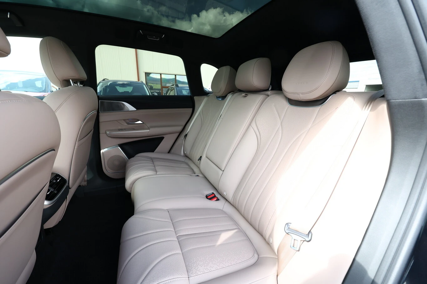Xpeng G9 Long Range RWD  | Mobile.bg � ����������� 7