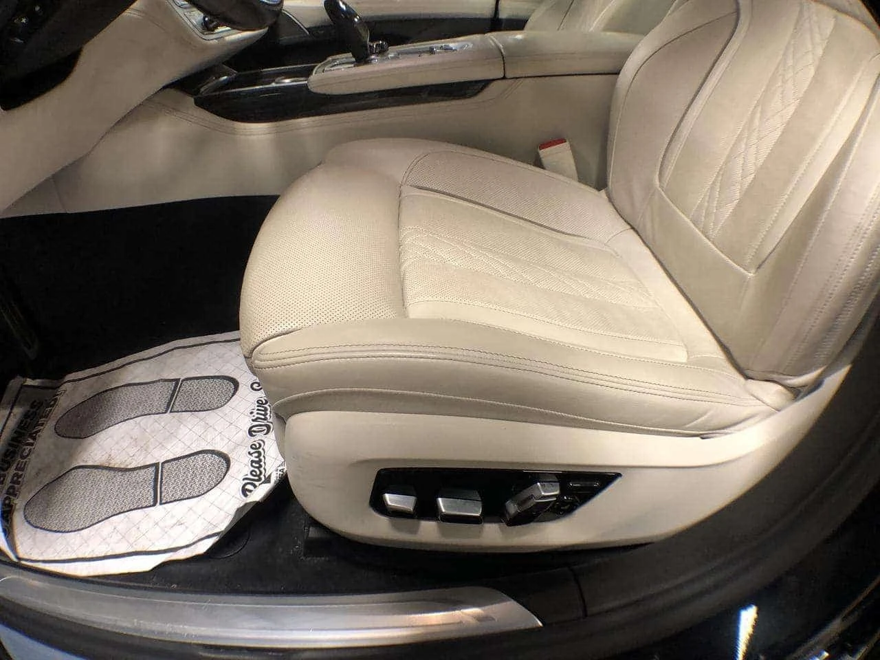 BMW 750 750I XDRIVE AWD LEATHER SUNROOF NAV B/SPOT* ������ | Mobile.bg � ����������� 17