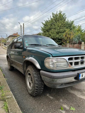 Ford Explorer, снимка 1