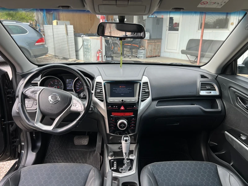 SsangYong Tivoli 1.6HDI, снимка 14 - Автомобили и джипове - 51888977