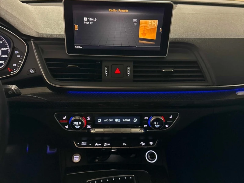 Audi SQ5 * Technik * CARFAX * БЕЗ ПЪРВОНАЧАЛНА ВНОСКА, снимка 8 - Автомобили и джипове - 53062795