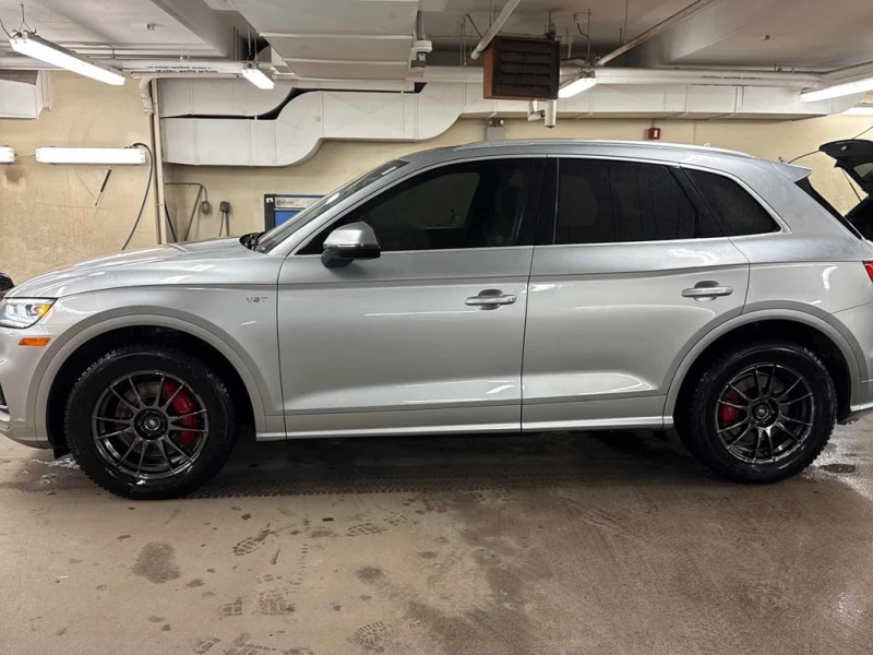 Audi SQ5 * Technik * CARFAX * БЕЗ ПЪРВОНАЧАЛНА ВНОСКА, снимка 2 - Автомобили и джипове - 53062795