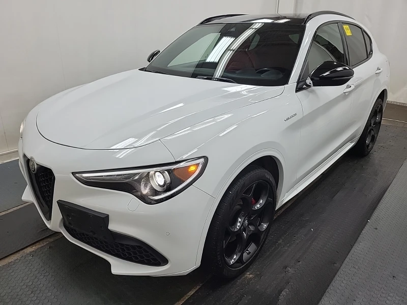Alfa Romeo Stelvio VELOCE AWD 280кс * Възможност за Лизинг* 