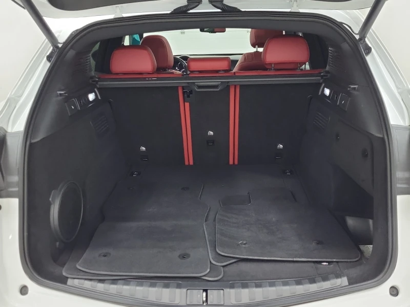 Alfa Romeo Stelvio VELOCE AWD 280кс * Възможност за Лизинг* , снимка 13 - Автомобили и джипове - 53480232