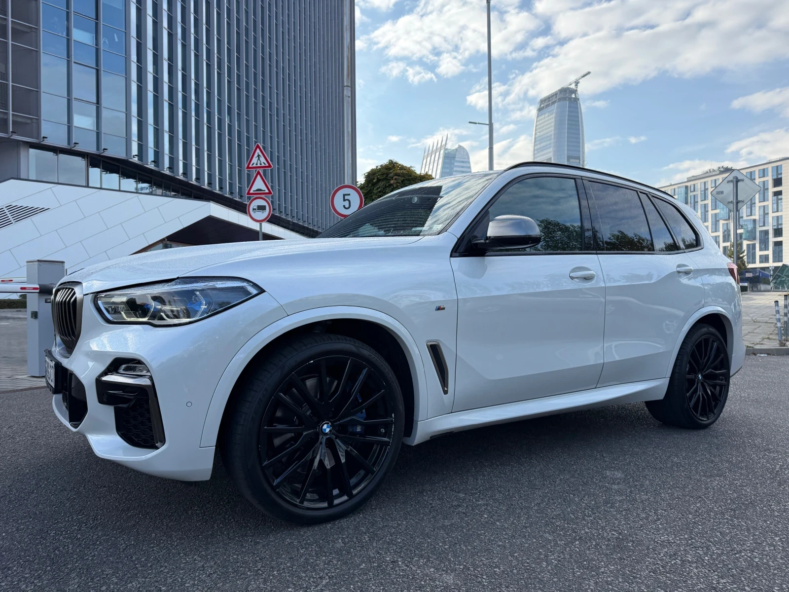 BMW X5 M50d, снимка 1