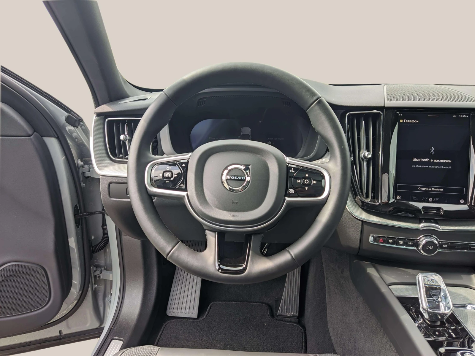 Volvo XC60 2.0 - изображение 10