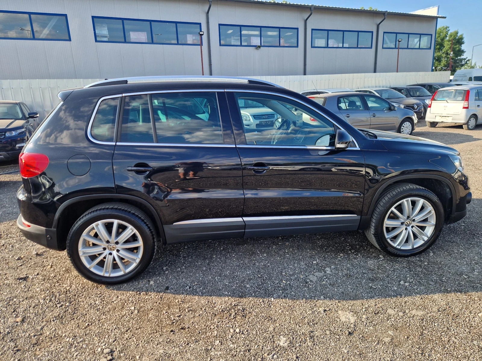 VW Tiguan 2.0TDI 140PS.HI-LINE ITALIA - изображение 7