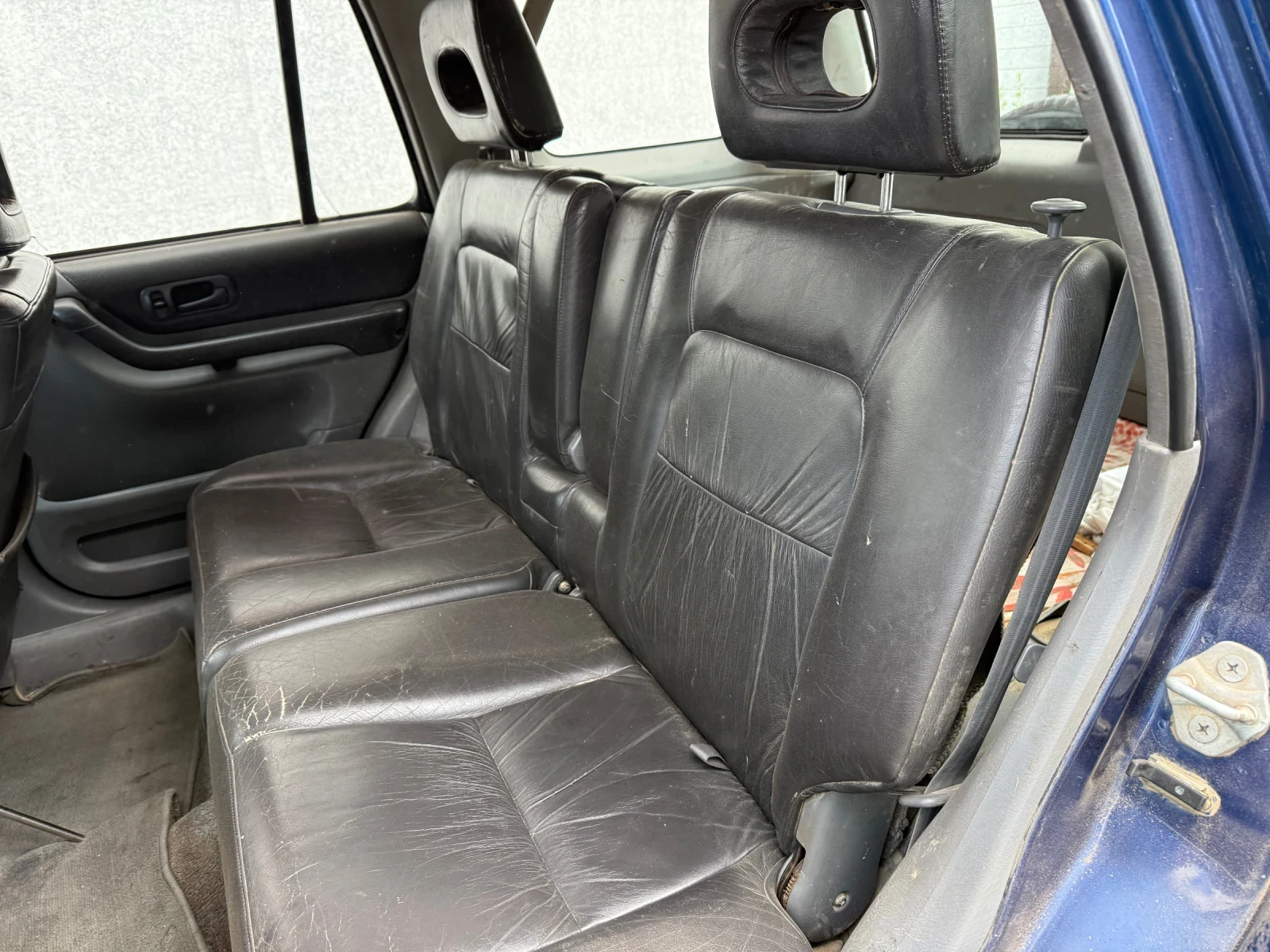 Honda Cr-v Автоматик Газ-Бензин - изображение 8