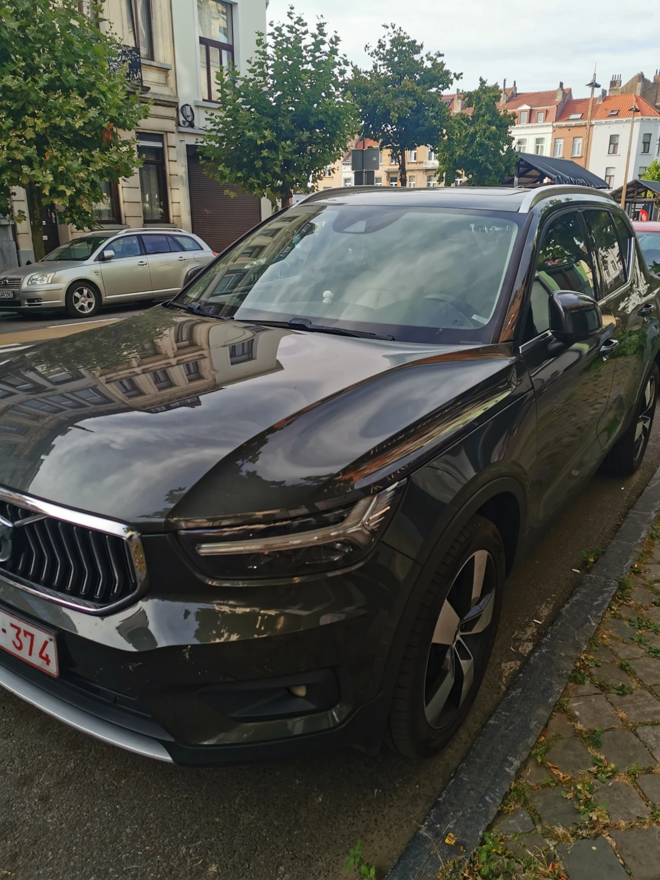 Volvo XC40 T3 / INSCRIPTION - изображение 2