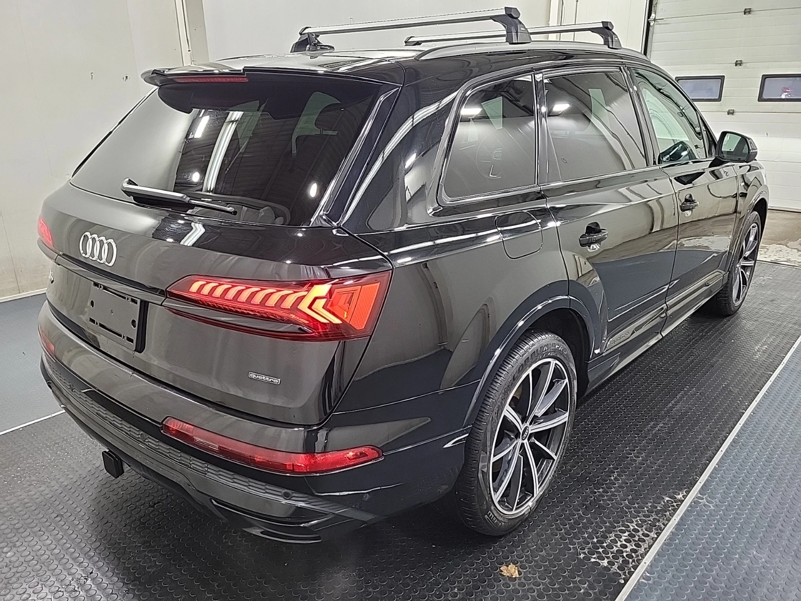 Audi Q7  * CARFAX * БЕЗ ПЪРВОНАЧАЛНА ВНОСКА - изображение 5