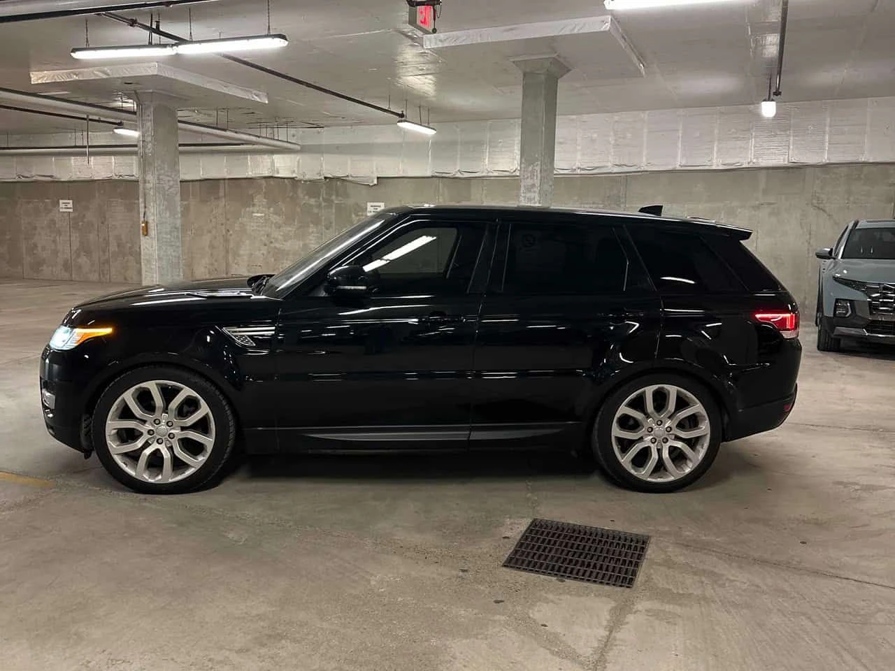 Land Rover Range Rover Sport * Td6 HSE * CARFAX * 2 КЛЮЧА * ПАНОРАМА * , снимка 2 - Автомобили и джипове - 53999114