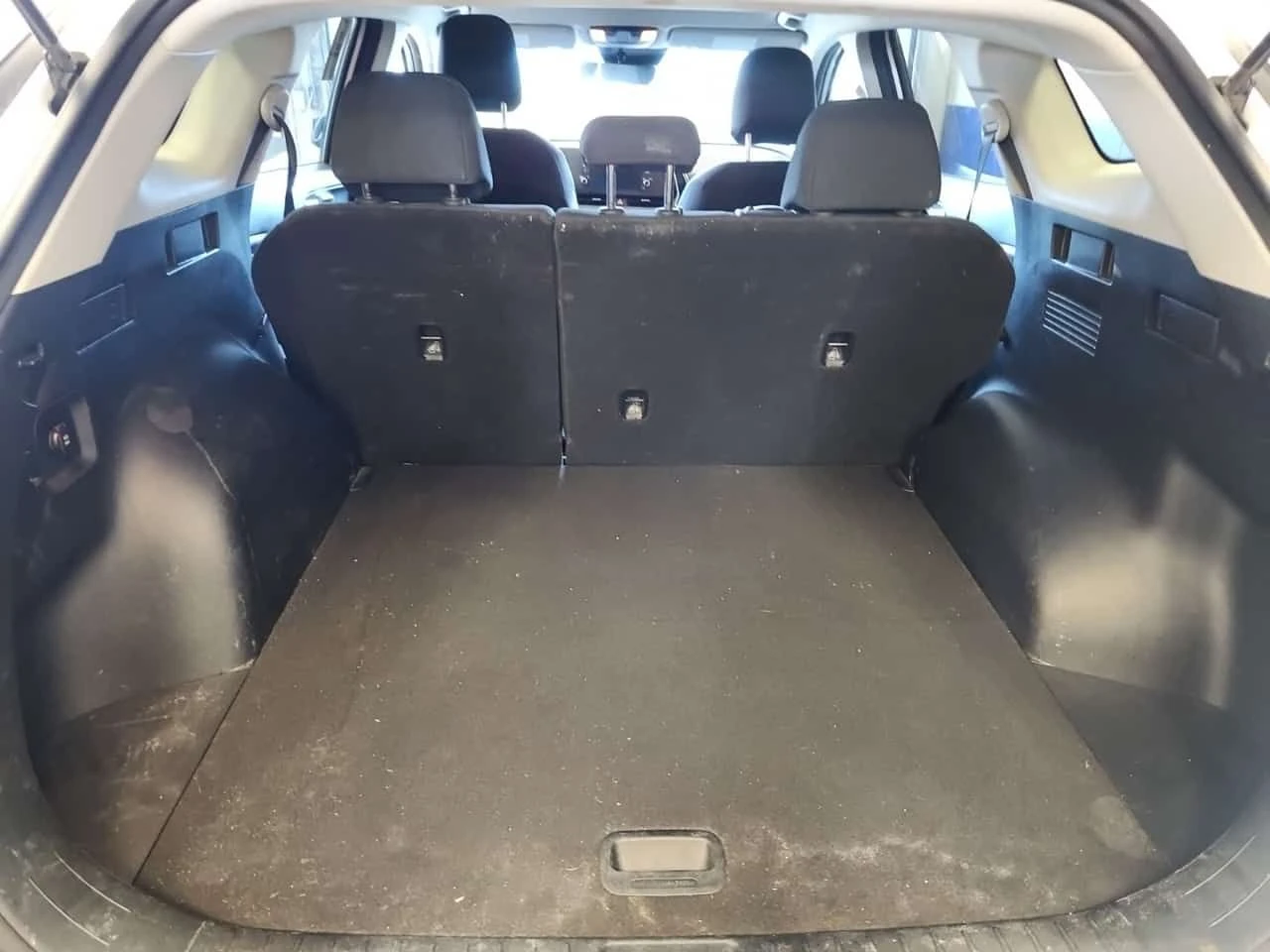 Kia Sportage * ГЛАВНО ПРЕДСТАВИТЕЛСТВО НА KIA* , снимка 13 - Автомобили и джипове - 54033253