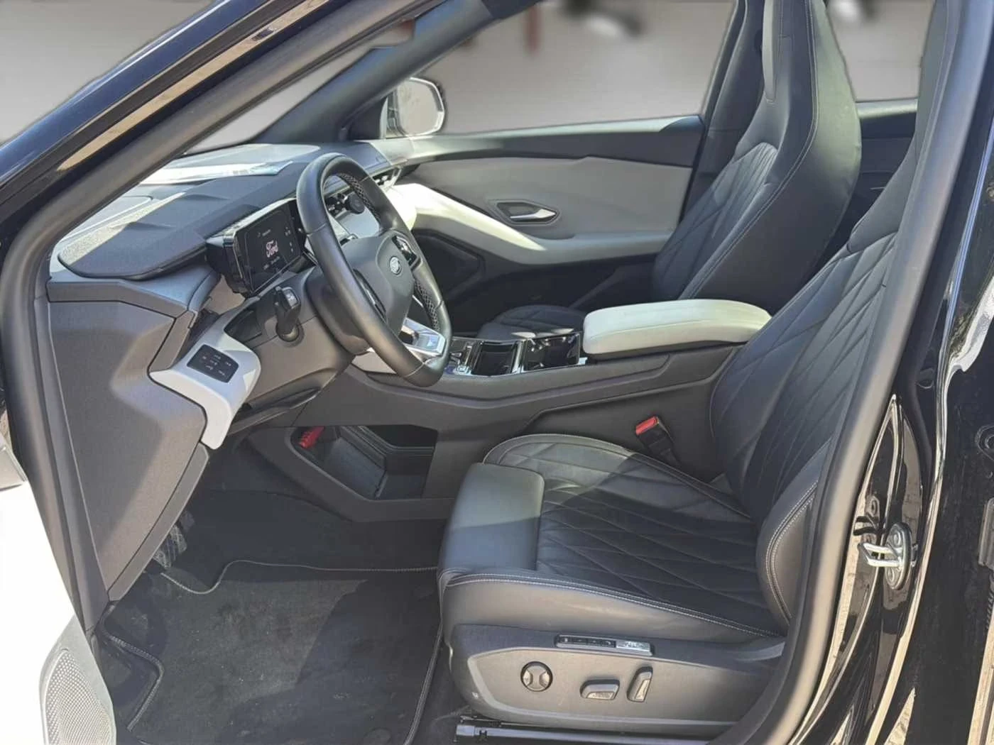 Ford Explorer 77kWh AWD 360* DISTR Massage B/O HUD Winter Pack, снимка 7 - Автомобили и джипове - 55715622