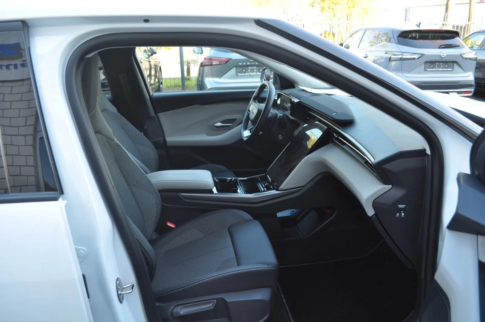 Ford Explorer 77kWh AWD 360* DISTR Massage B/O HUD Winter Pack | Mobile.bg � ����������� 10