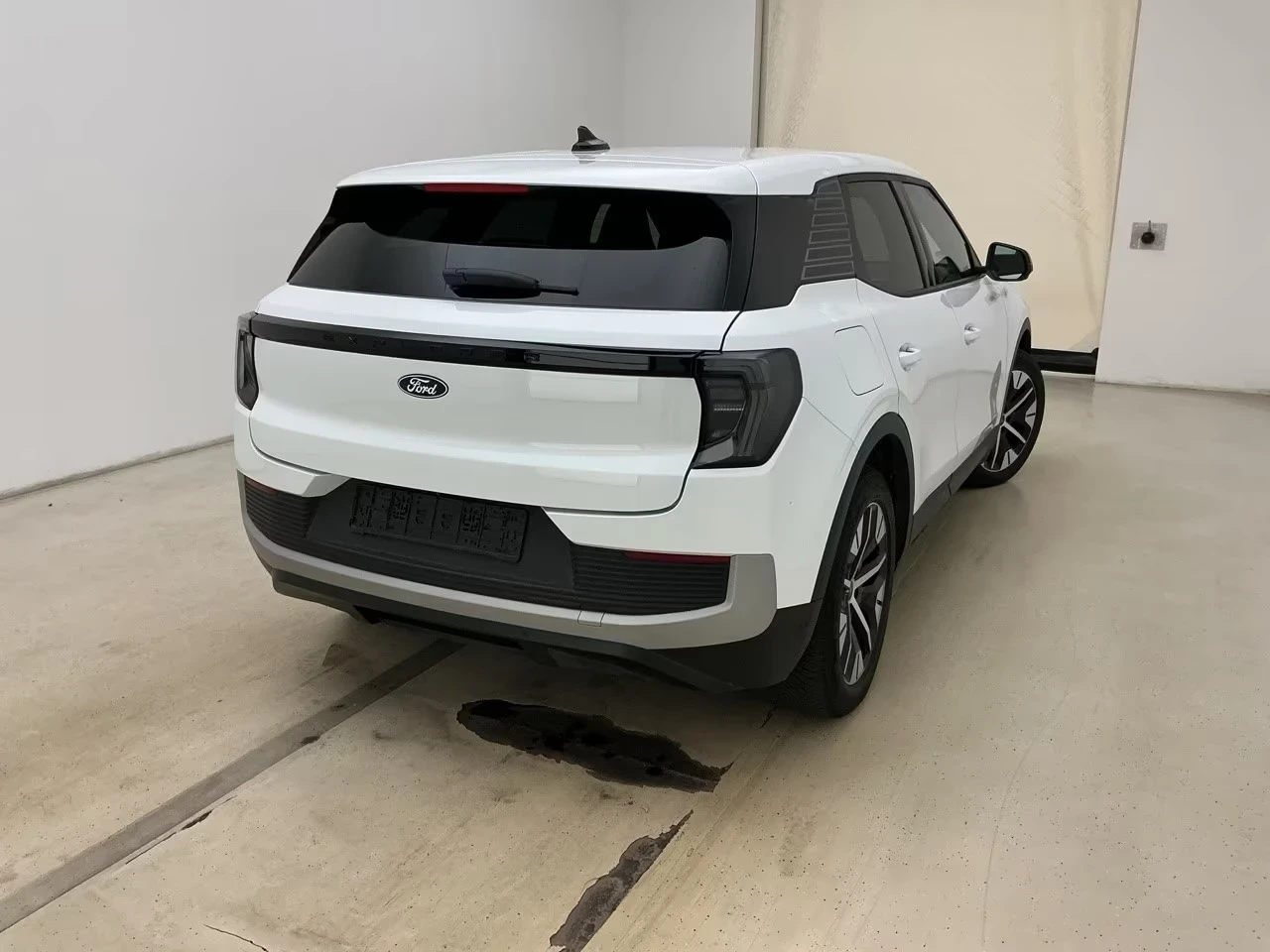 Ford Explorer 77kWh 360 DISTRONIC Keyless Winter Package Massage | Mobile.bg � ����������� 2