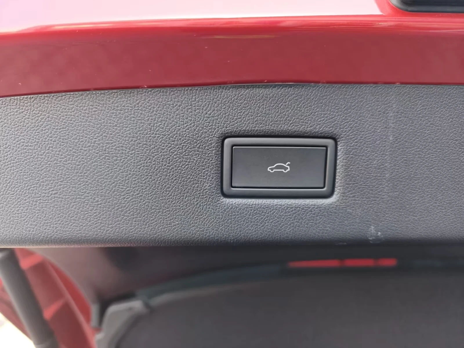 Ford Explorer 77kWh AWD 360 DISTRONIC Keyless Winter Package , снимка 14 - Автомобили и джипове - 54112058