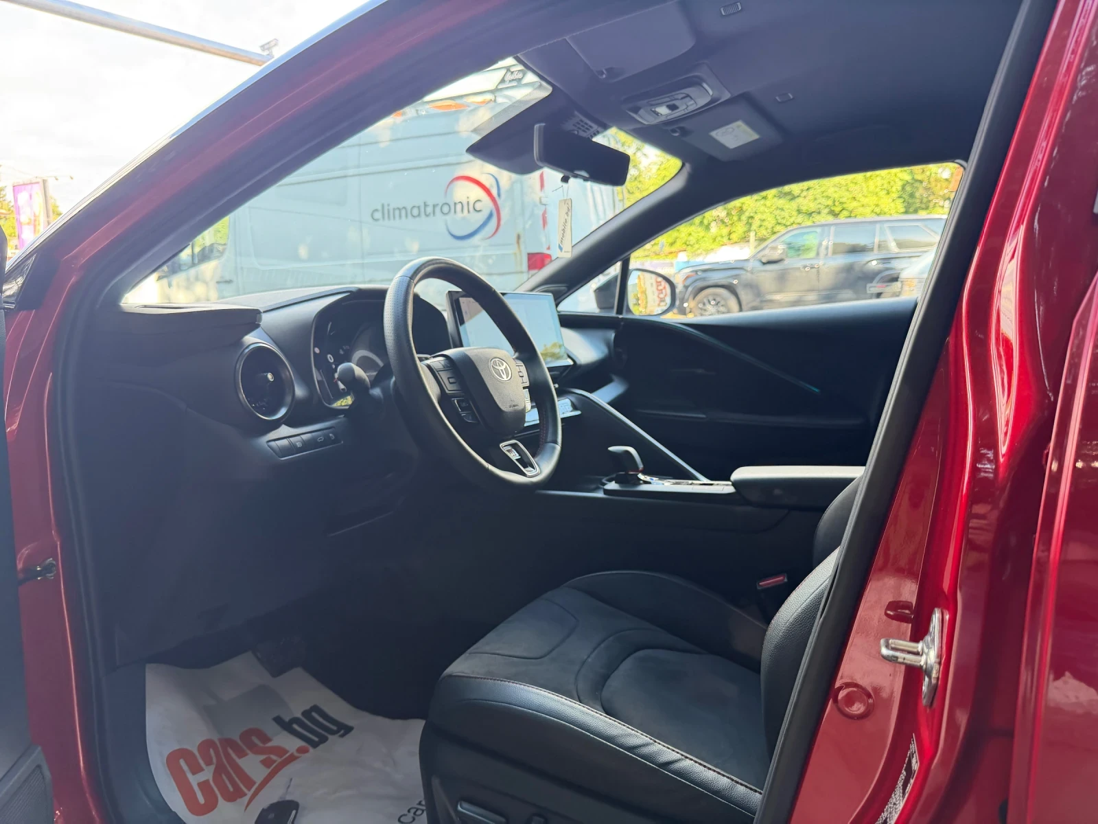 Toyota C-HR 2.0HEV/197HP/GR-SPORT/AWD/360/NAVI/CPLAY/ГАРАНЦИЯ/, снимка 10 - Автомобили и джипове - 55451222