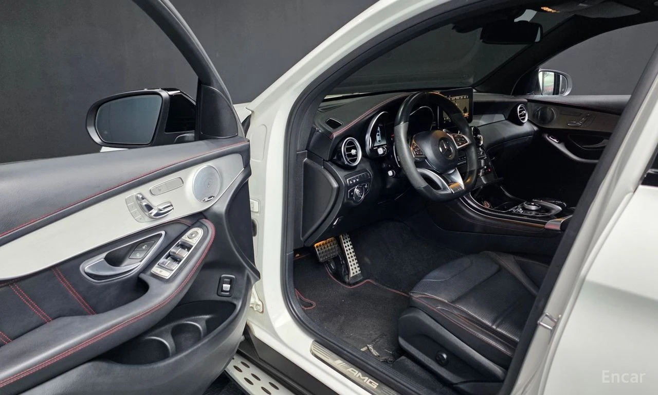Mercedes-Benz GLC 43 AMG COUPE* BURMESTER* ХЕДЪП* 360КАМЕРА* ДИСТРОНИК* , снимка 6 - Автомобили и джипове - 55486117
