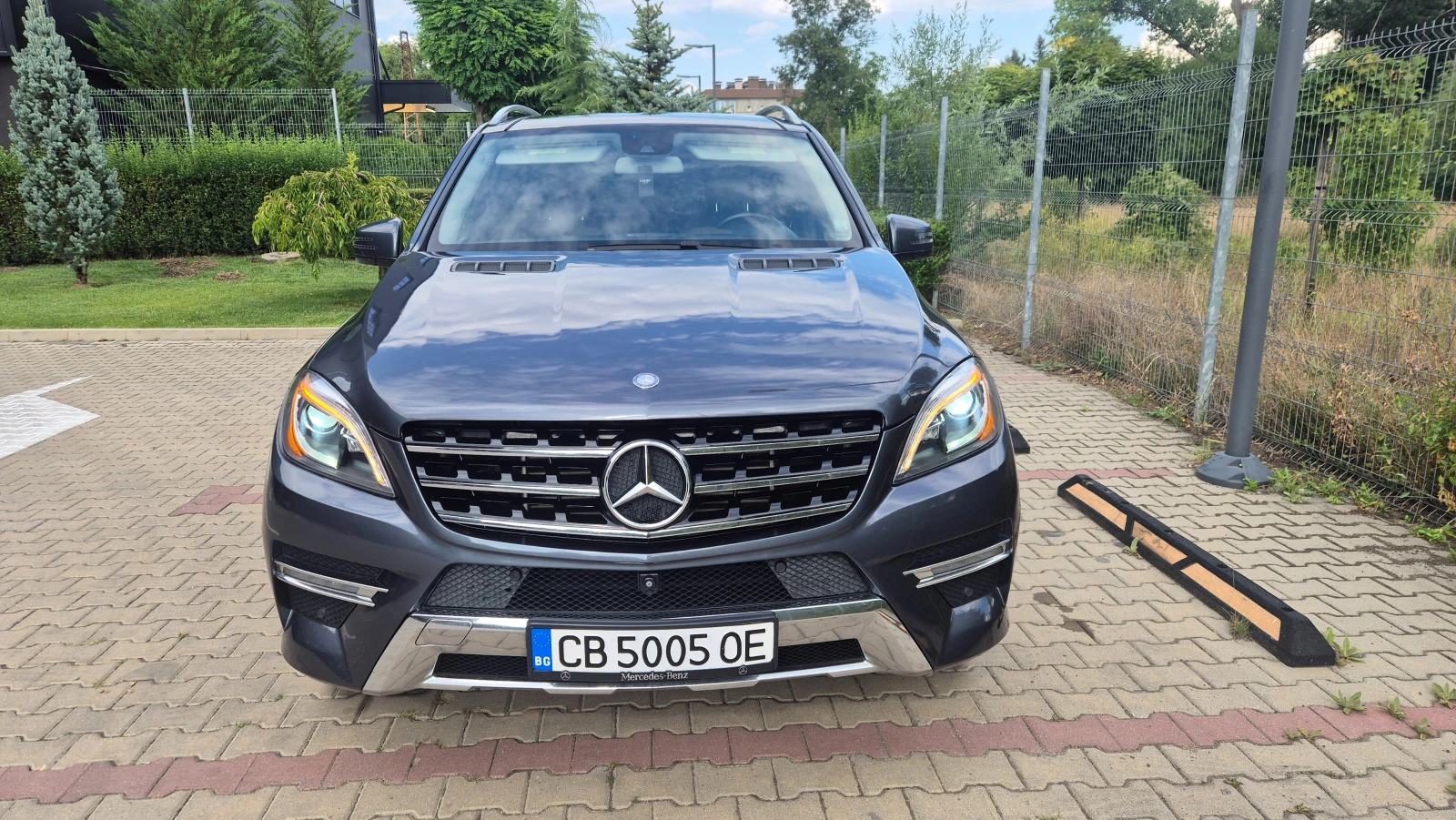 Mercedes-Benz ML 350 350 bluetec, снимка 2 - Автомобили и джипове - 56273511
