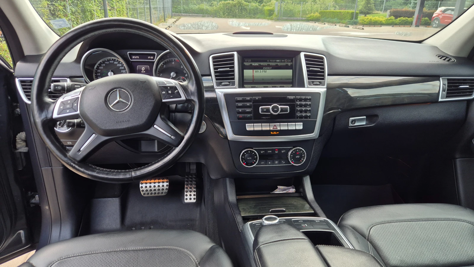 Mercedes-Benz ML 350 350 bluetec, снимка 8 - Автомобили и джипове - 56273511