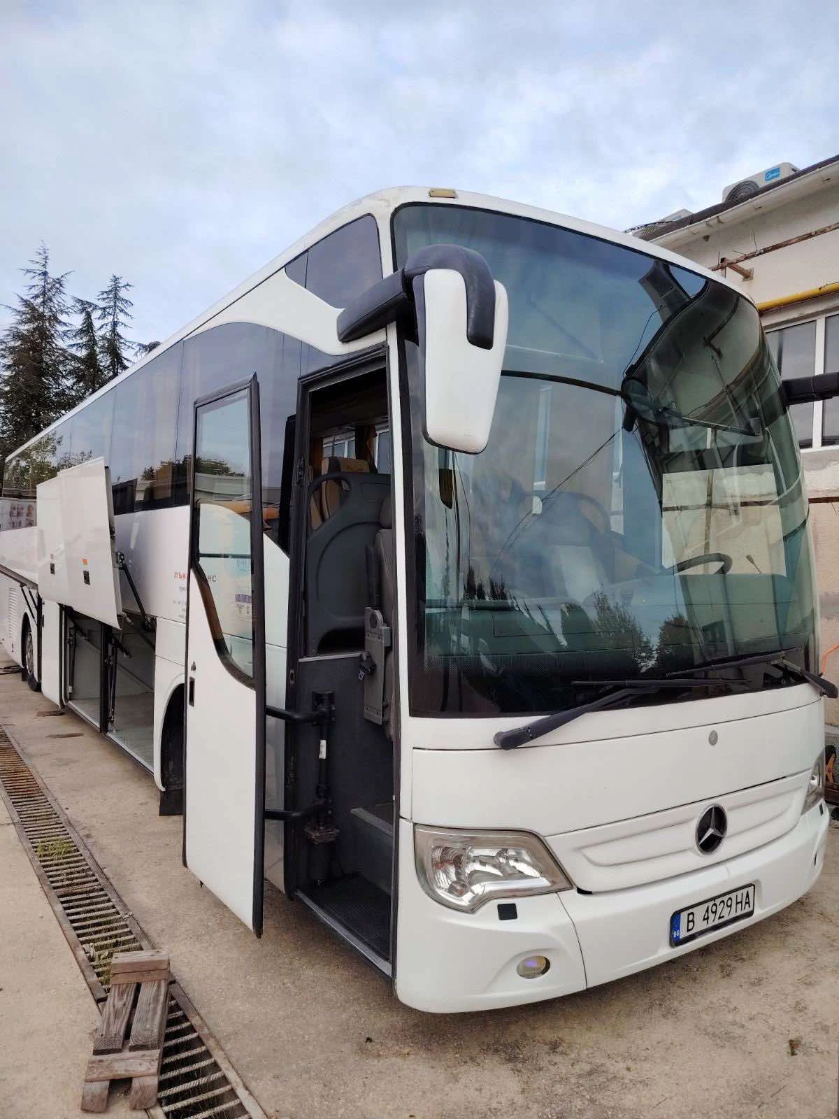 Mercedes-Benz Travego О-303 - изображение 3