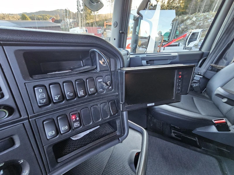 Scania R 580 6X4 , снимка 16 - Камиони - 48588359