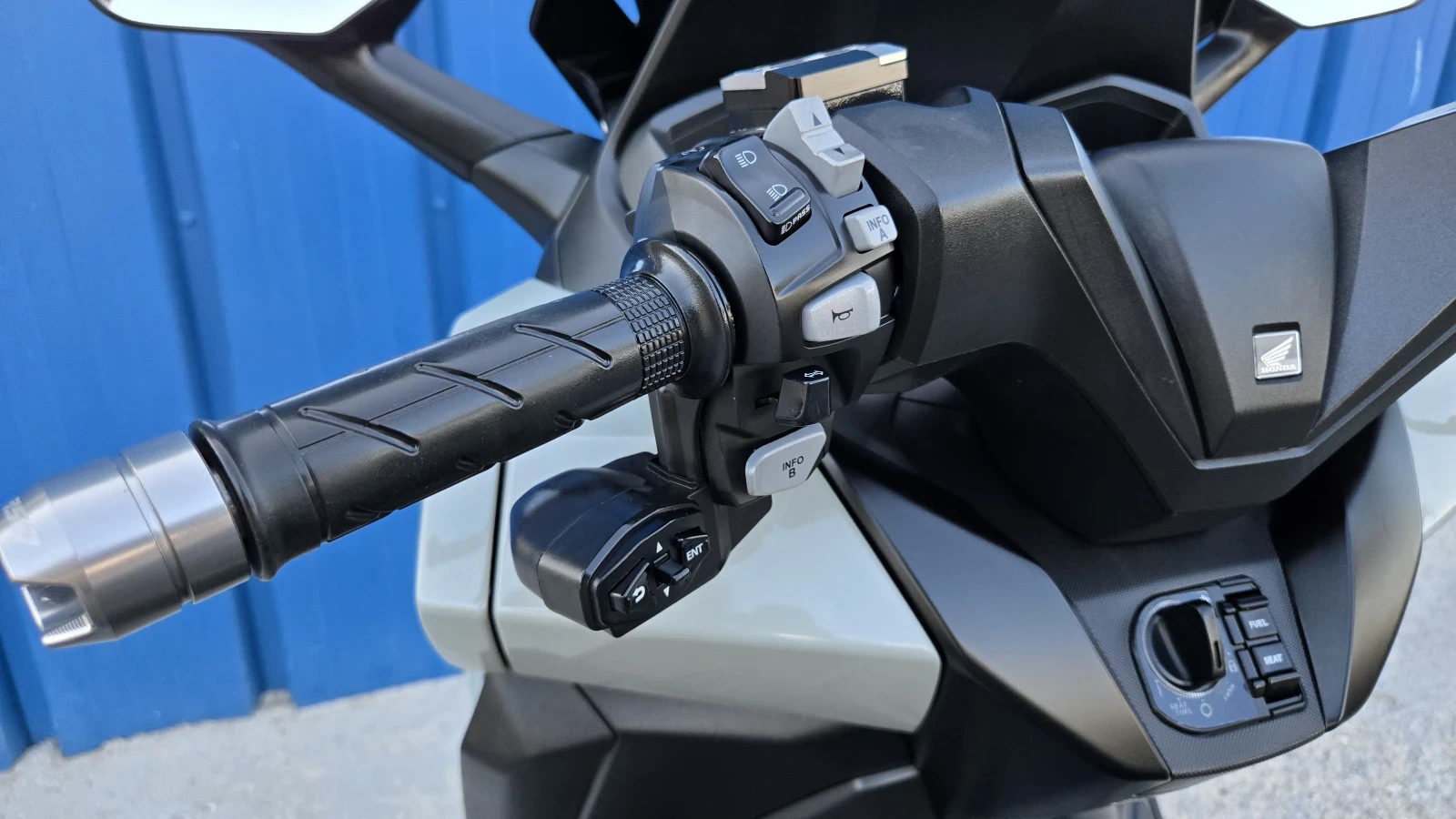 Honda Forza 350i ABS TC LED - изображение 7