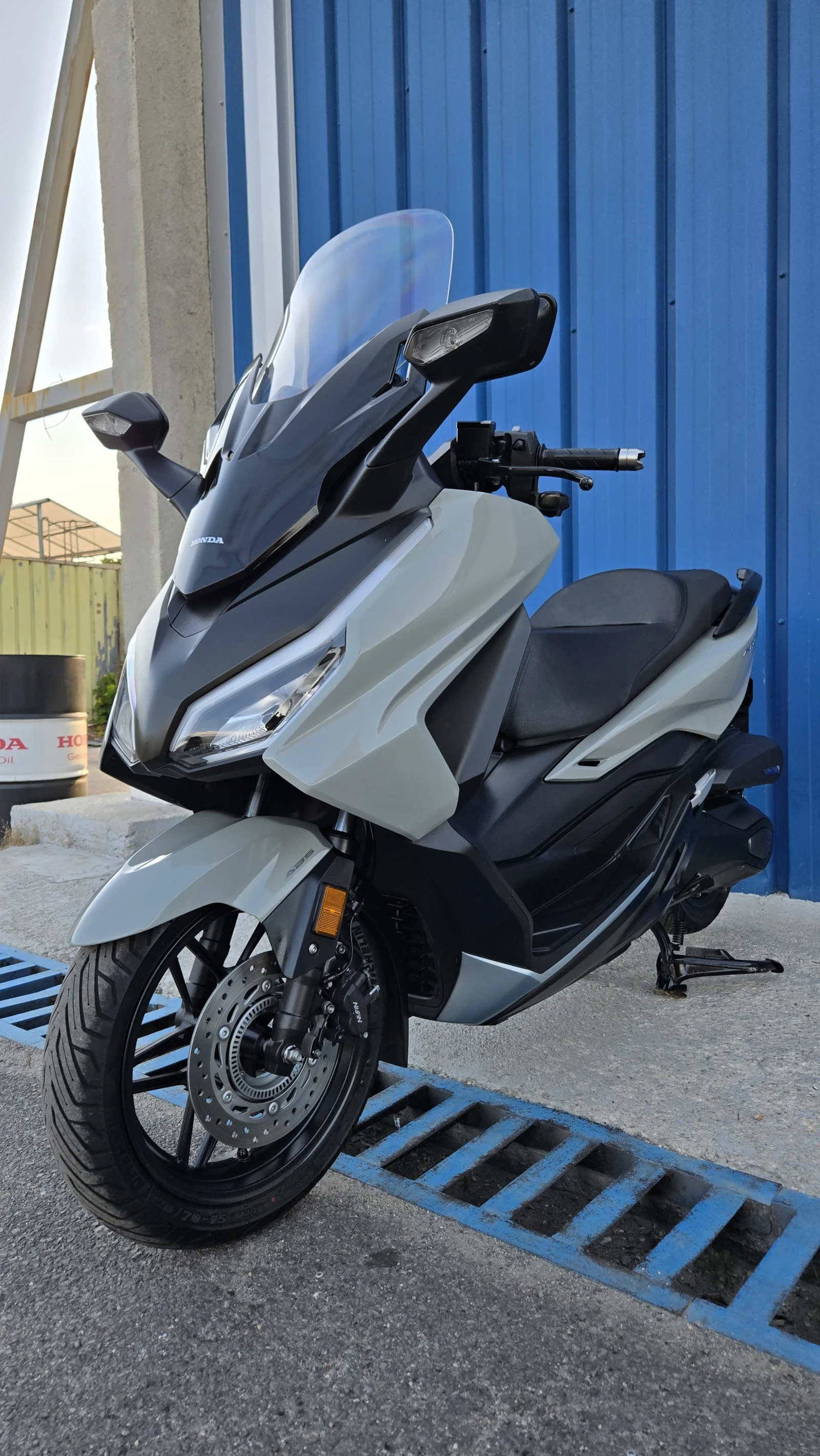 Honda Forza 350i ABS TC LED - изображение 3