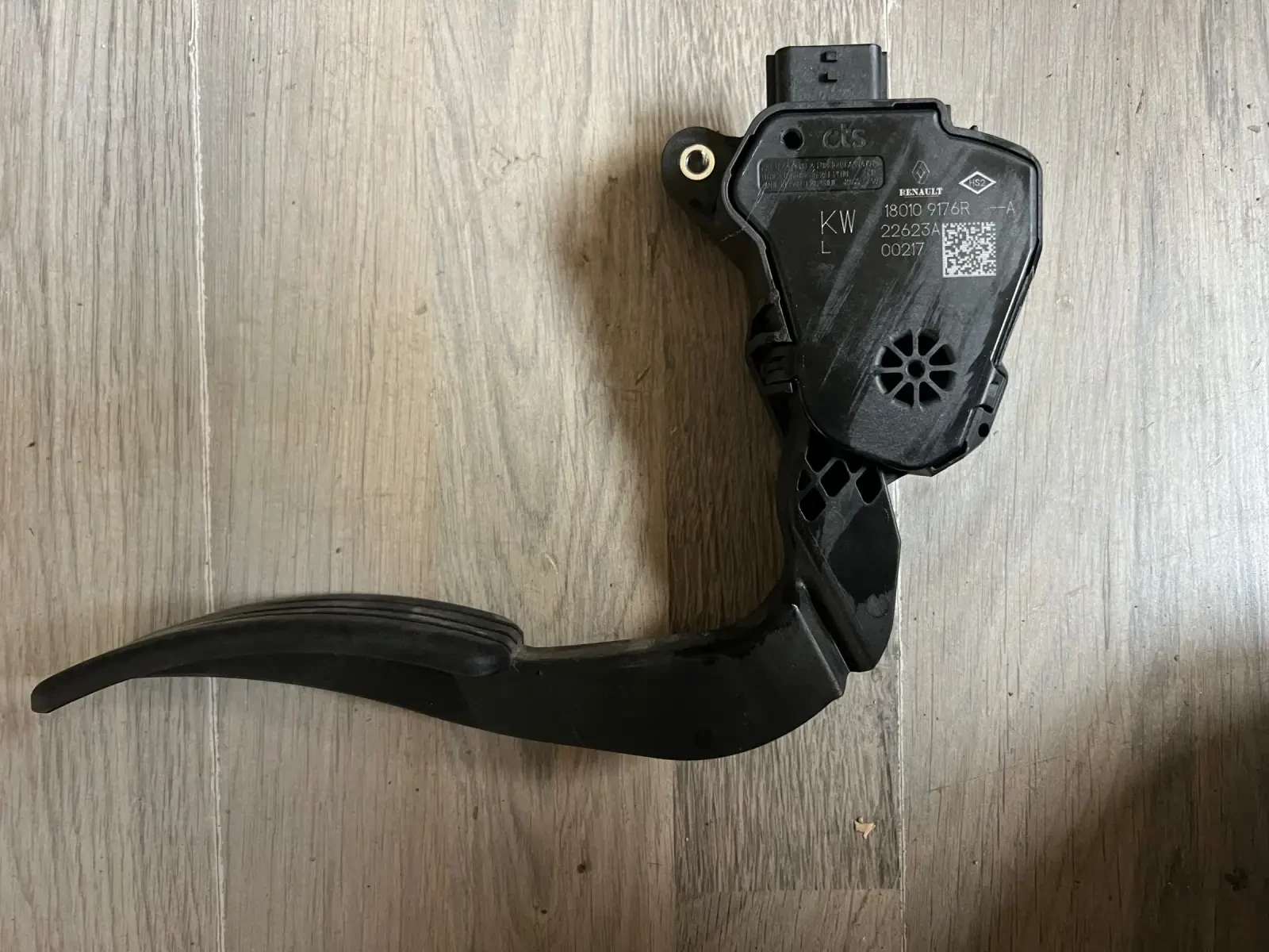 180109176R ����� ��� RENAULT EXPRESS 18010 9176R   --A | Mobile.bg � ����������� 4