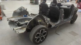 Renault Arkana   На части, снимка 5