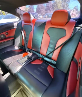 BMW M4 Heritage Edition interior, снимка 12