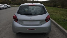 Peugeot 208 1.2i EURO6 93473км, снимка 4