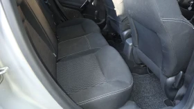 Peugeot 208 1.2i EURO6 93473км, снимка 6