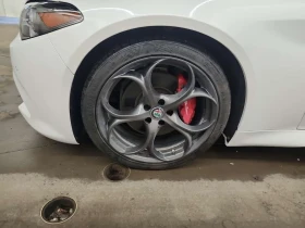 Alfa Romeo Giulia * TI SPORT CARBON * CARFAX * ПАНО * 2 КЛЮЧ | Auto.bg — изображение 6