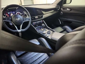 Alfa Romeo Giulia * TI SPORT CARBON * CARFAX * ПАНО * 2 КЛЮЧ | Auto.bg — изображение 10