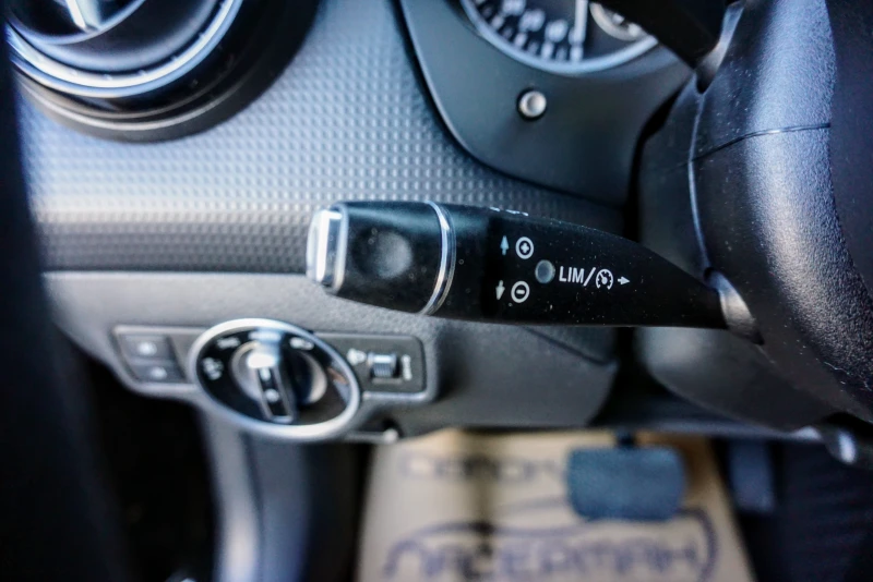 Mercedes-Benz A 180 CDI SPORT AUTO , снимка 11 - Автомобили и джипове - 39994935