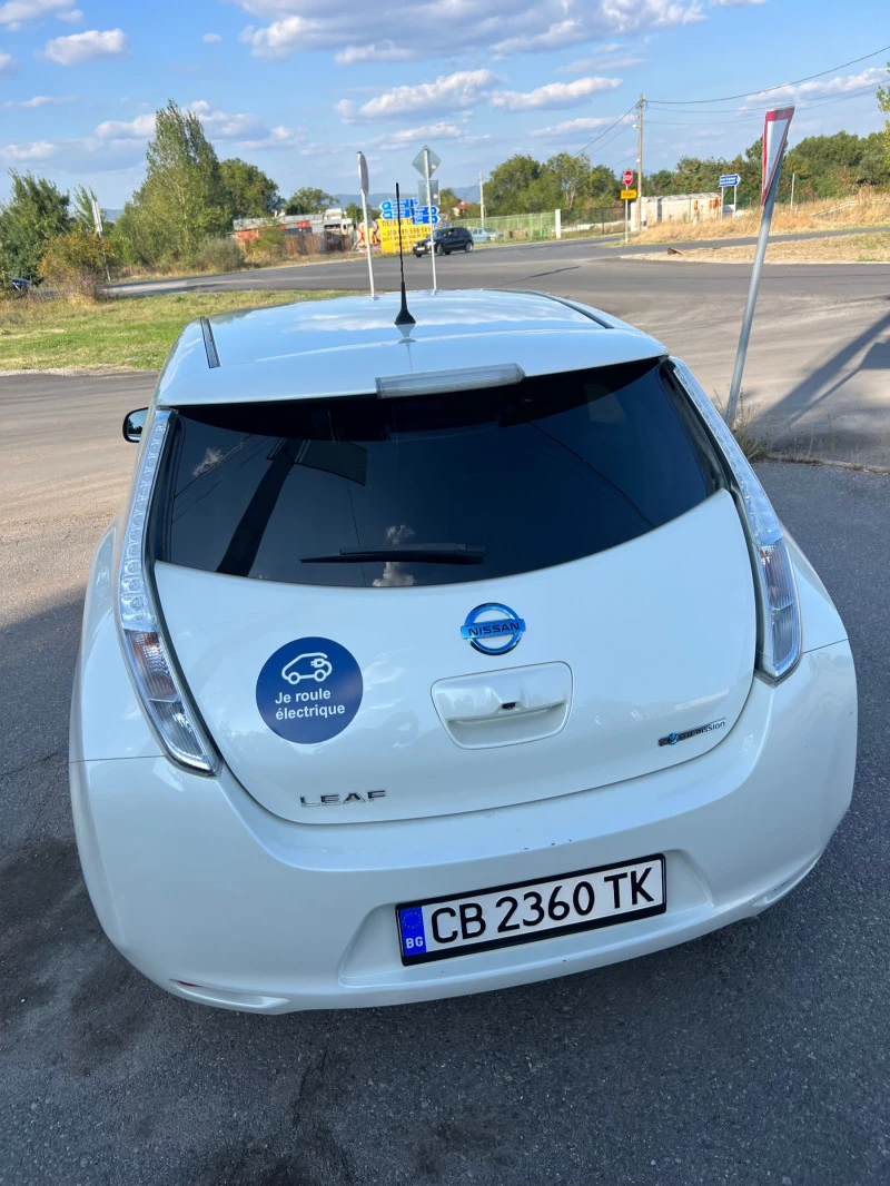 Nissan Leaf , снимка 5 - Автомобили и джипове - 46437125