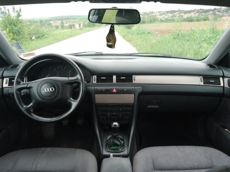 Audi A6 2.5TDI, снимка 5 - Автомобили и джипове - 46444831