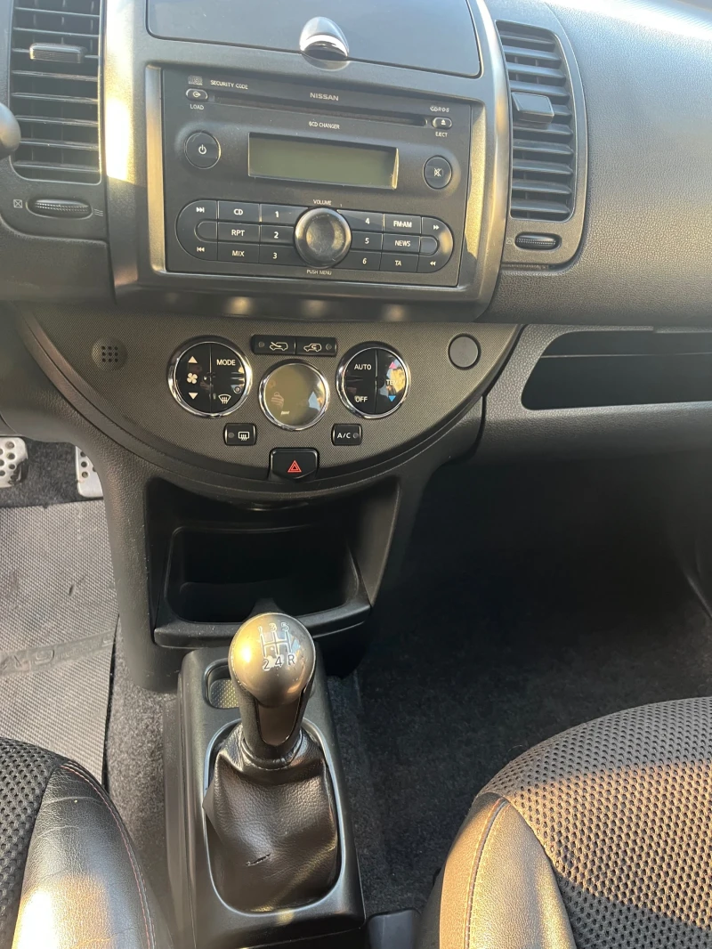 Nissan Note 1.5 dci, снимка 6 - Автомобили и джипове - 49048010