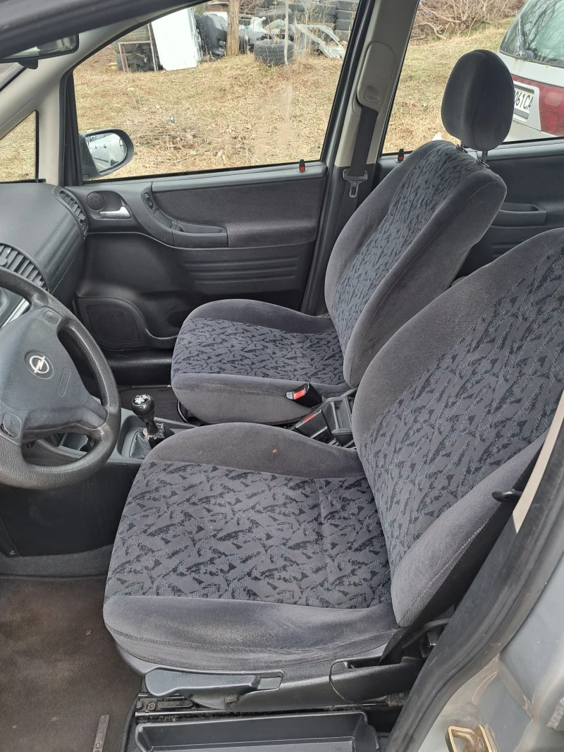 Opel Zafira, снимка 6 - Автомобили и джипове - 49325970