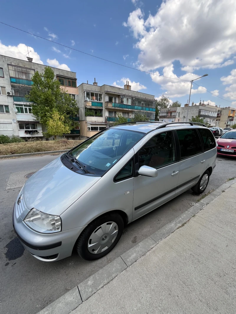 VW Sharan Ван, снимка 8 - Автомобили и джипове - 49390075