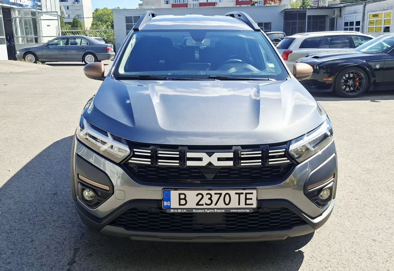 Dacia Jogger 1.0 Бензин/Газ, снимка 2 - Автомобили и джипове - 52230134