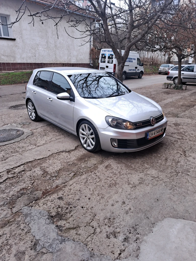 VW Golf, снимка 12 - Автомобили и джипове - 52968593