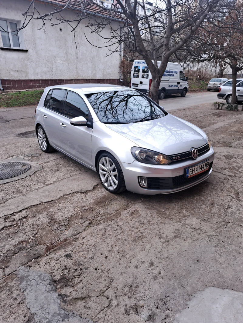VW Golf, снимка 7 - Автомобили и джипове - 52968593