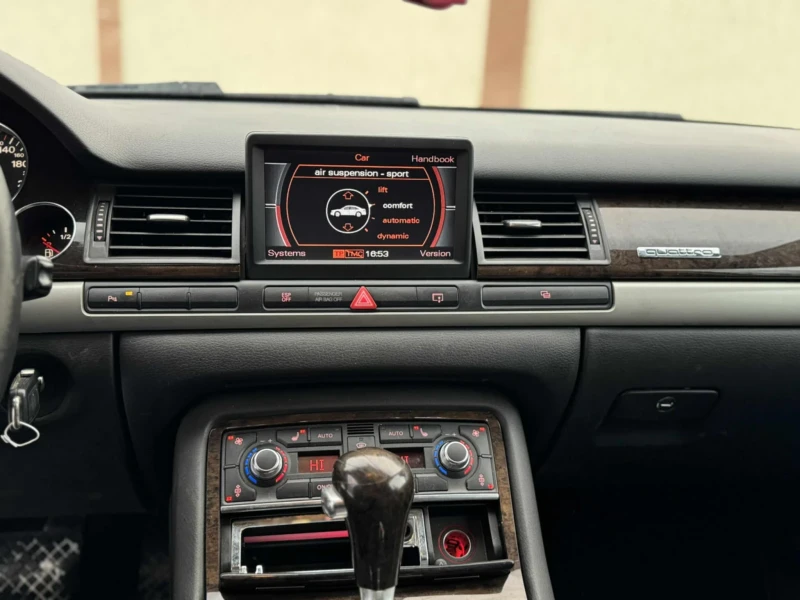 Audi A8 3.0, снимка 4 - Автомобили и джипове - 53235670