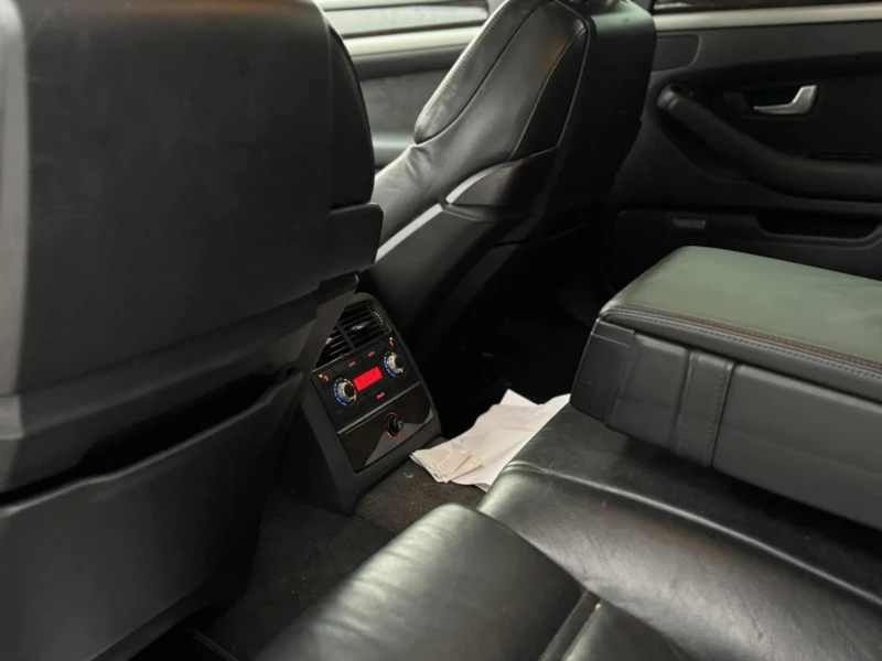 Audi A8 3.0, снимка 9 - Автомобили и джипове - 53235670