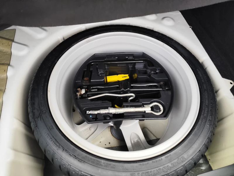 Peugeot 308 1.6GTi* EURO5B* 83000km!, снимка 12 - Автомобили и джипове - 53260040