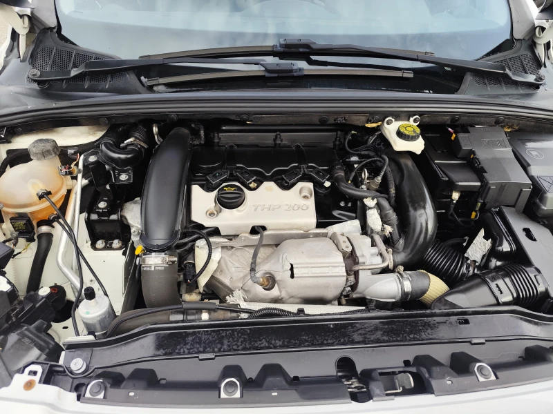 Peugeot 308 1.6GTi* EURO5B* 83000km!, снимка 14 - Автомобили и джипове - 53260040