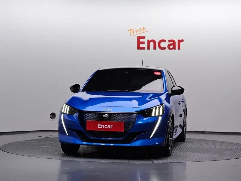 Peugeot 208 GT, снимка 3 - Автомобили и джипове - 55737360
